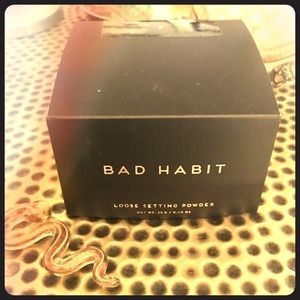 NWT setting powder Bad Habit